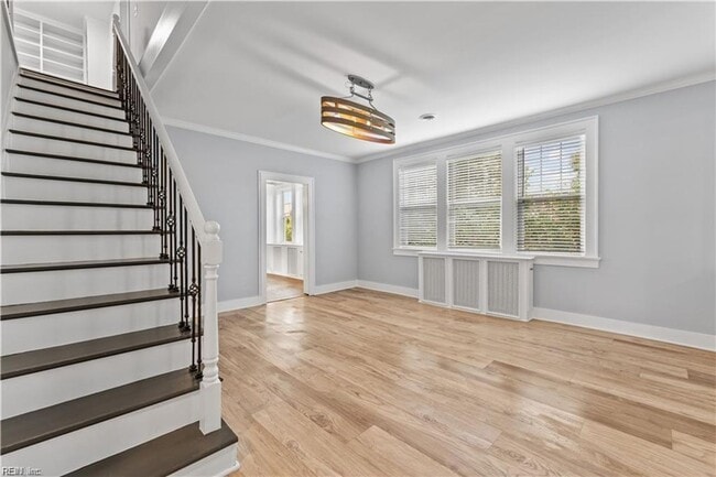 Foto del edificio - One-of-a-Kind 6-Bedroom Property