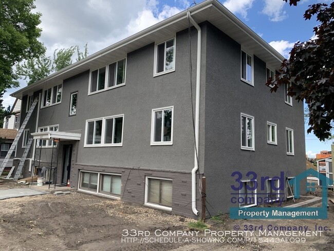 Building Photo - 3039 California St NE