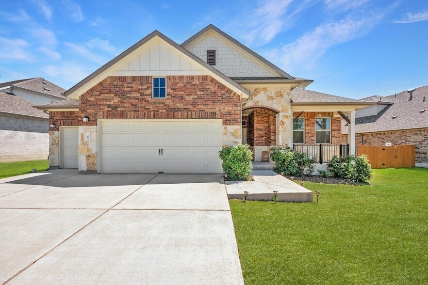 Primary Photo - 1069 Pink Granite Blvd