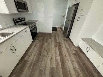 Building Photo - 11208-11251 51 St NW