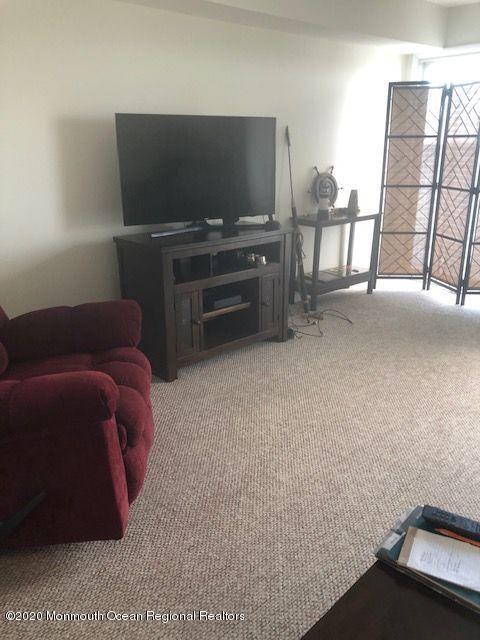 Foto del edificio - 389 Bayshore Dr