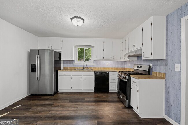 Foto del edificio - 880 Winfield Ct