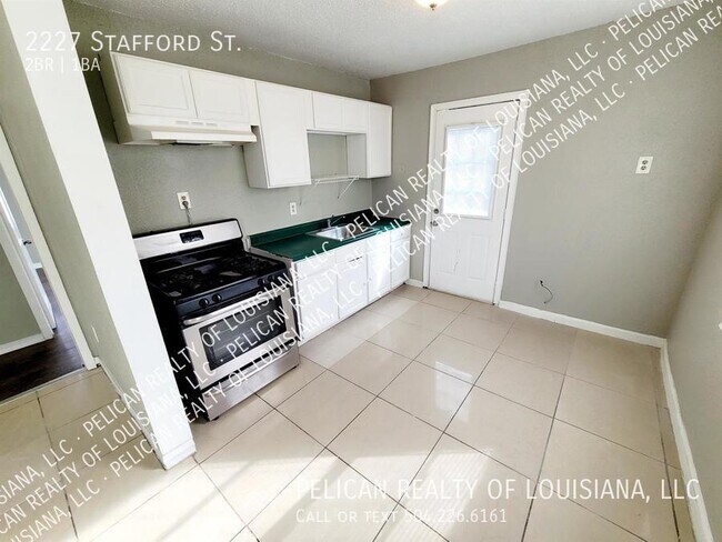 Foto del edificio - 2227 Stafford St