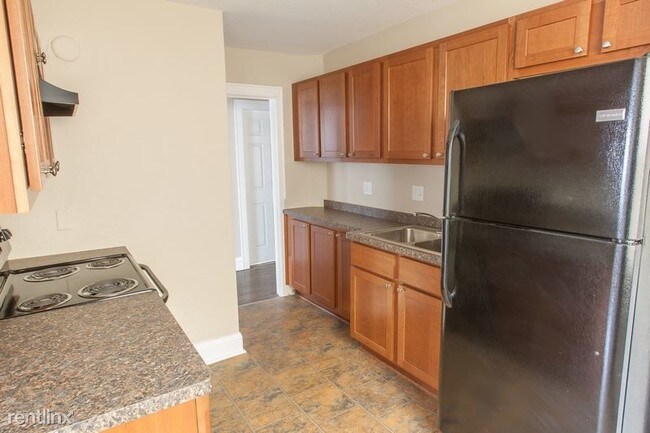 Building Photo - 4 br, 2 bath House - 3227 James Avenue
