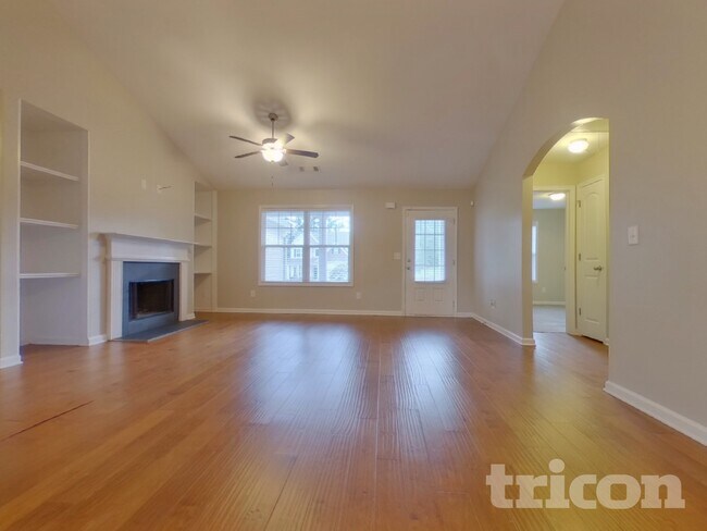 Foto del edificio - 169 Belmont Hills Ct