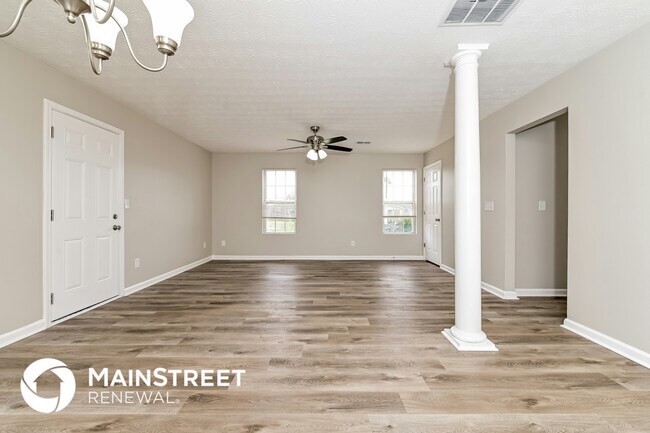 Foto del edificio - 3080 Tussahaw Crossing