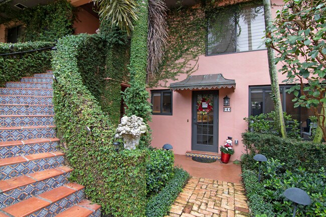 Foto del edificio - 226 Chilean Ave