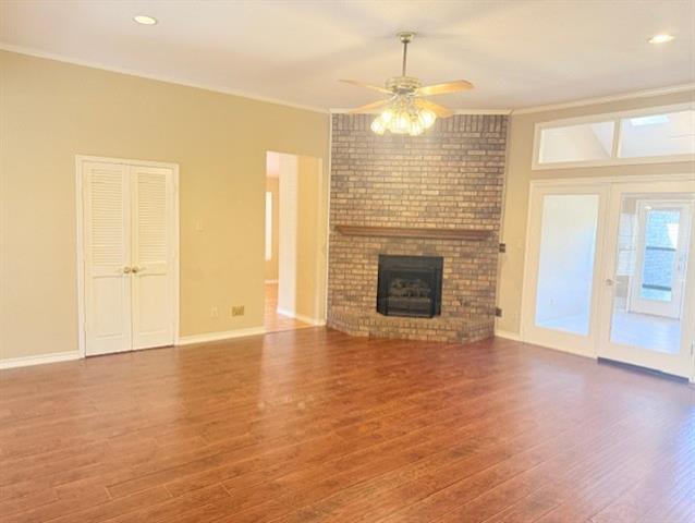 Foto del edificio - 3701 Dutton Dr