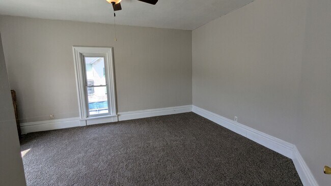 Foto del edificio - HSM Properties (8603 N High St)