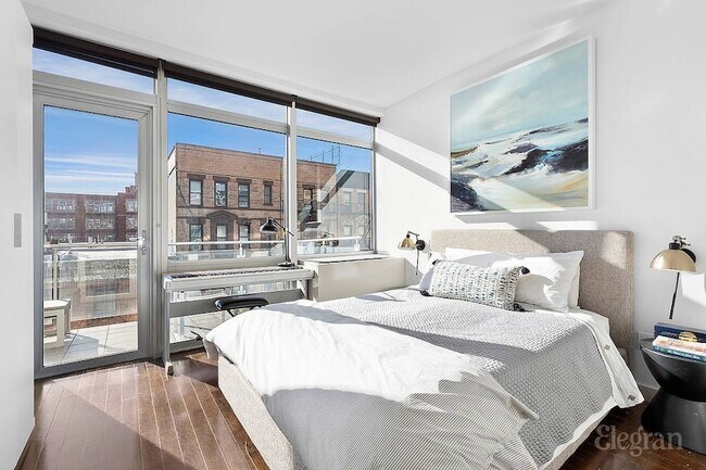 Foto del edificio - 425 E 13th St