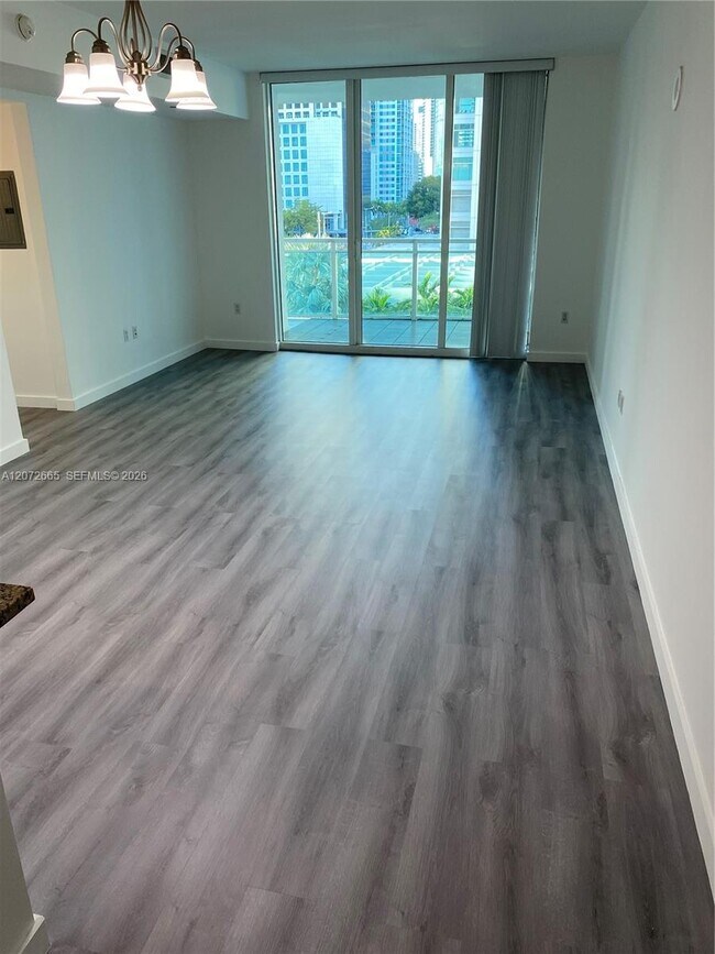 Foto del edificio - 950 Brickell Bay Dr