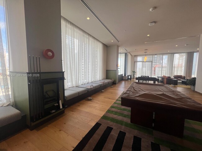 Foto del edificio - 11 NE 6th St