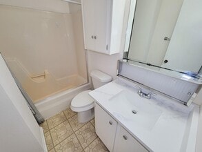 Building Photo - 1815 Country Village Blvd