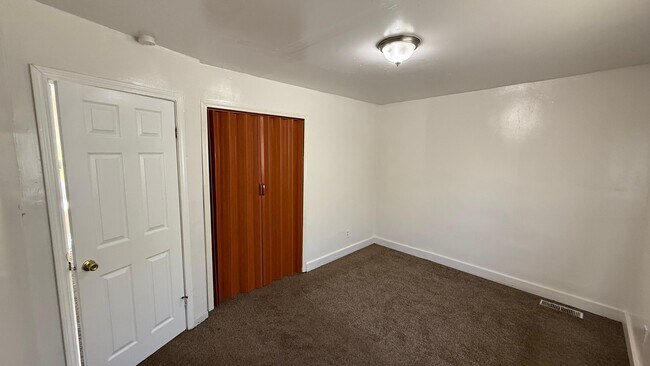 Foto del edificio - 15852 Wabash St