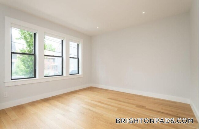 Foto del edificio - 12 Elko St