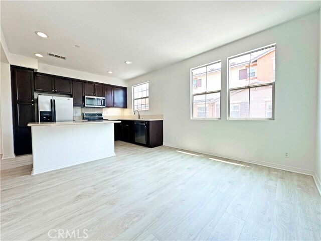 Foto del edificio - 606 Asbury Dr