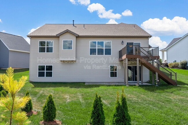 Building Photo - 521 Upper Ridgepointe Ct