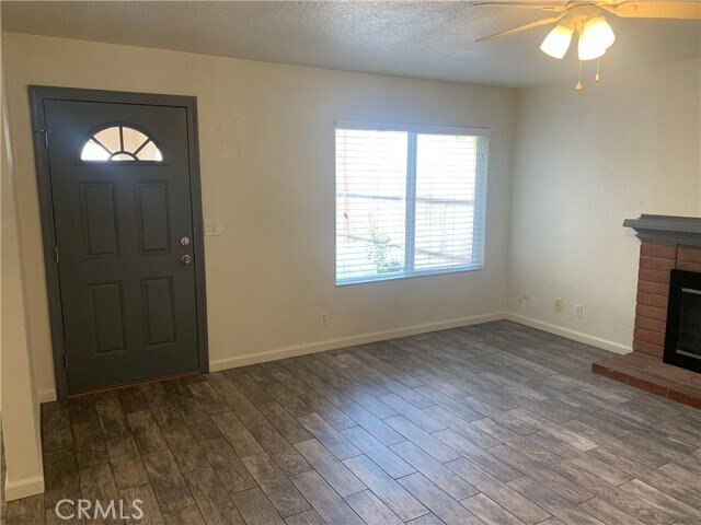Foto del edificio - 33080 Evergreen St
