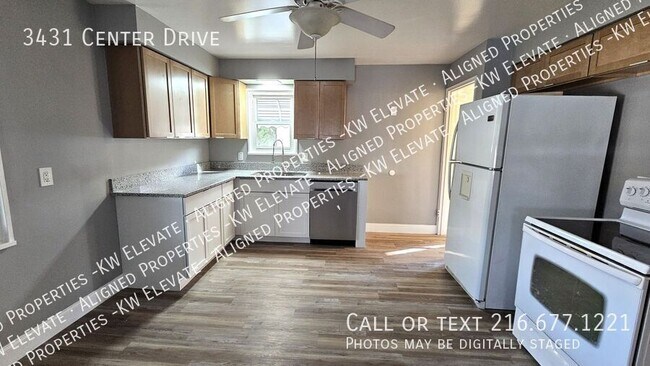 Foto del edificio - 3431 Center Dr