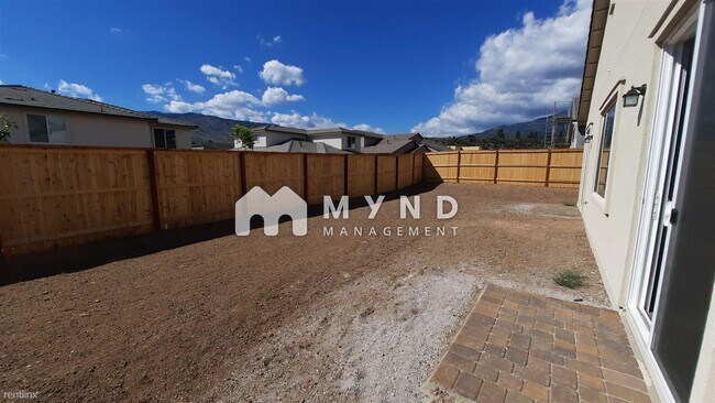 Building Photo - 4 br, 3.5 bath House - 294 Commodore Dr