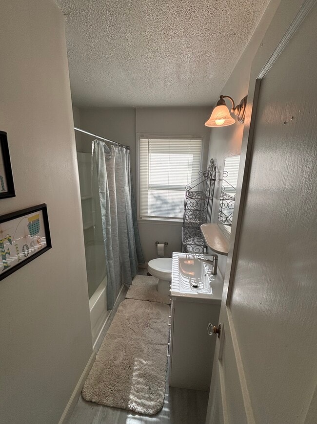 Bathroom - 140 E Wellington Ave