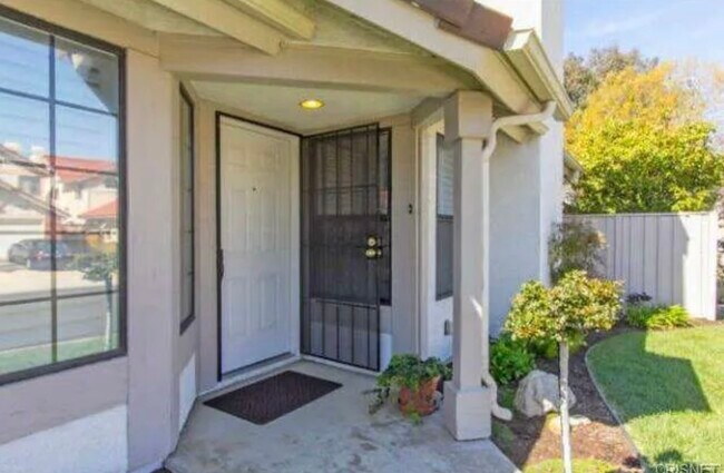 Building Photo - 26903 Deer Trail Ct