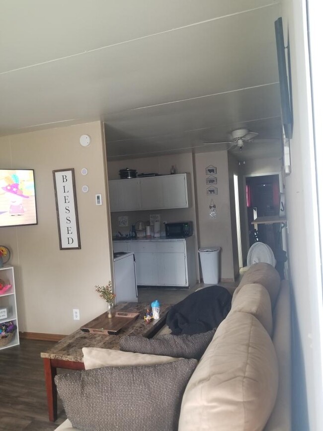 LR to kitchen - 201 S Western Ave
