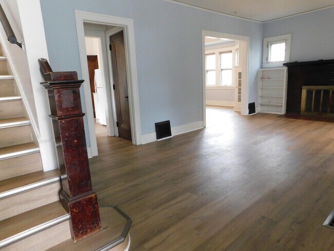 Foto del edificio - 310 Olive St