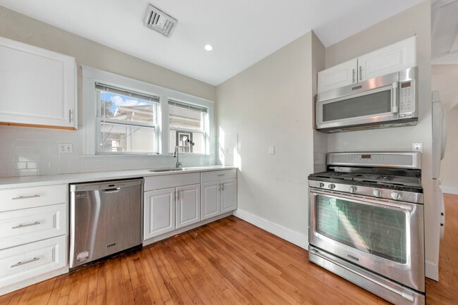 Photo - 301 Alewife Brook Pky Townhome