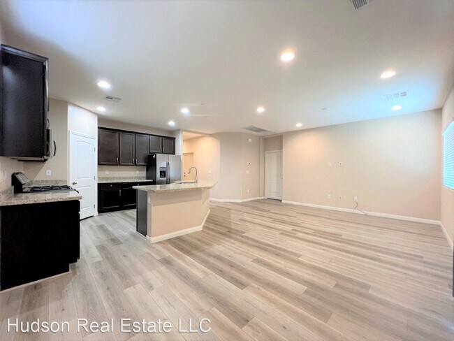 Building Photo - 3 br, 2 bath House - 1811 Pebble Cove Ave.