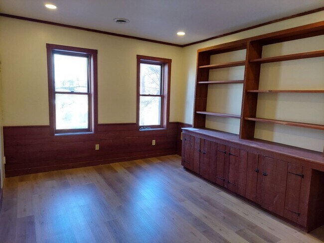 Foto del edificio - 264 W Market St