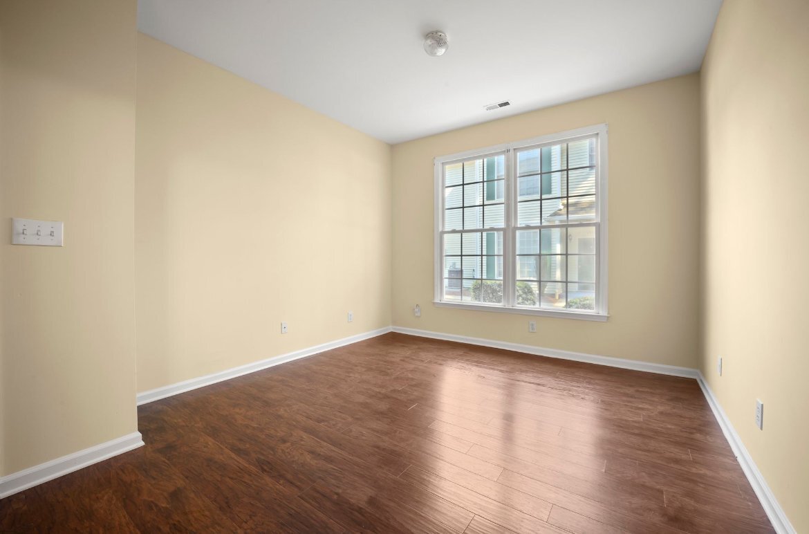 Foto del edificio - 1511 Kudrow Ln