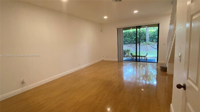 Building Photo - 4146 Forest Dr