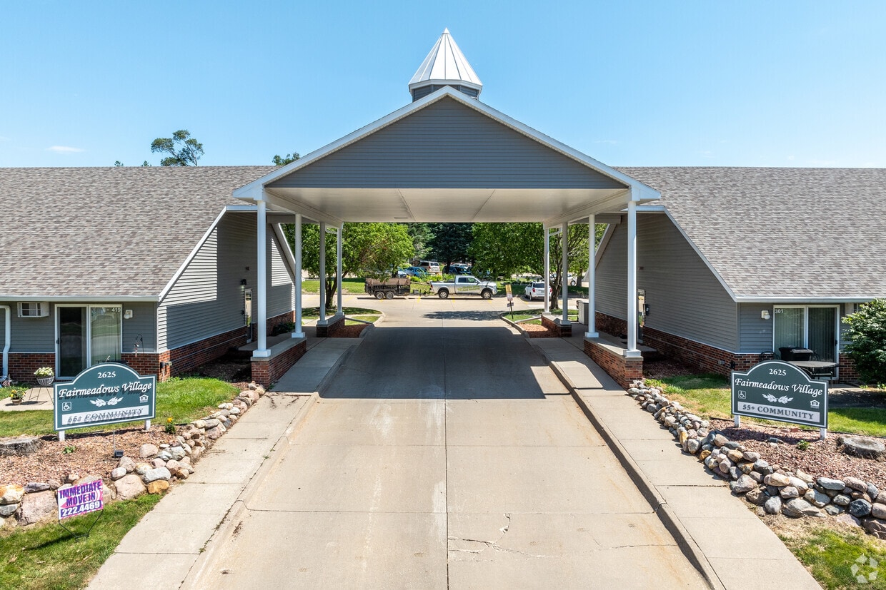 Primary Photo - Fairmeadows Village-55+ Independent Living Rental Community