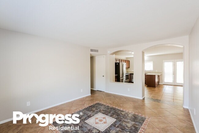 Building Photo - 7161 W Osborn Rd