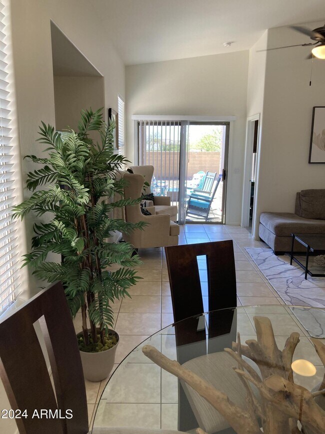 Foto del edificio - 28446 N 51st St