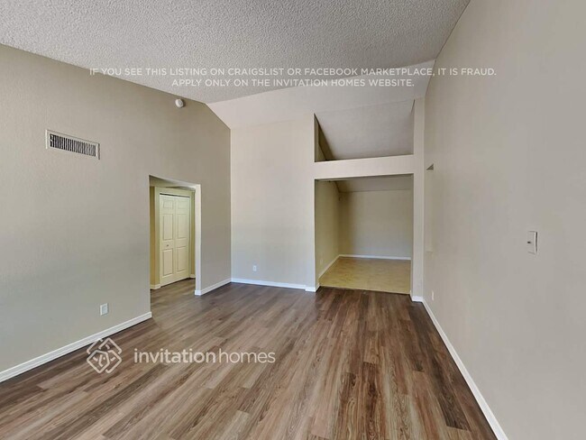 Foto del edificio - 5115 W Orchid Ln