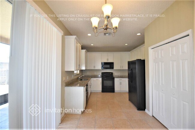 Building Photo - 2350 Walnut Heights Rd