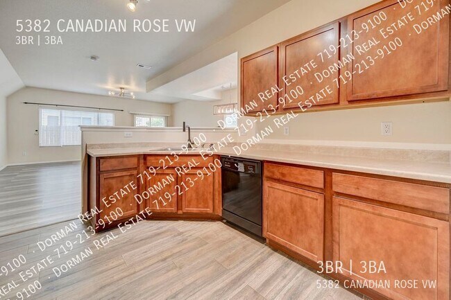 Foto del edificio - 5382 Canadian Rose View