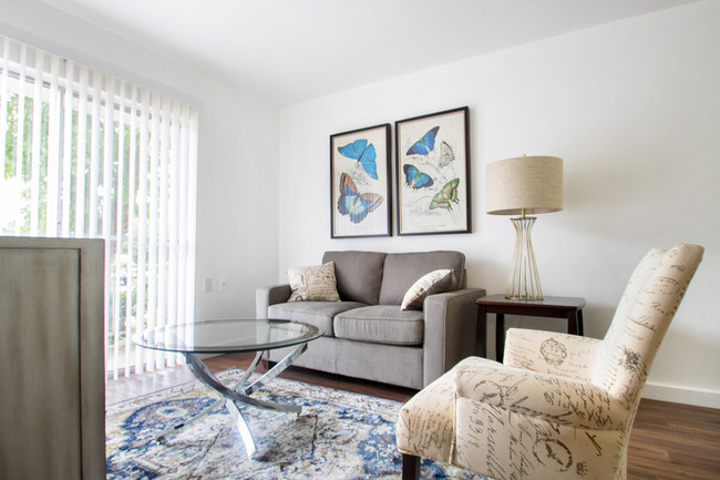 Living Room - Forest Dale Apartments