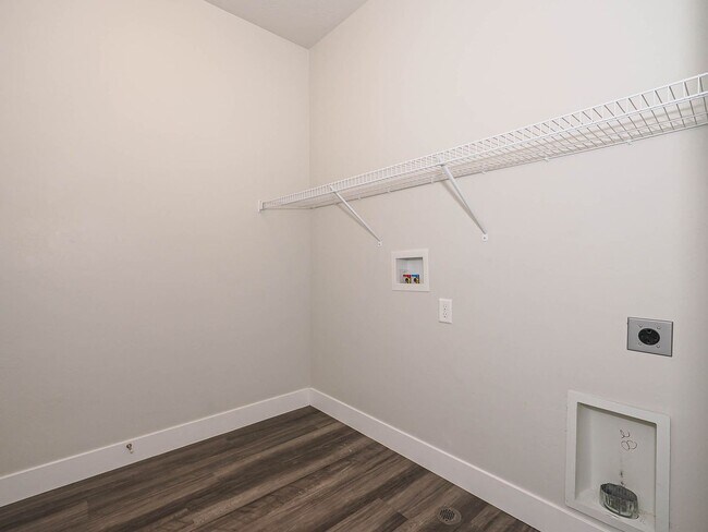 Foto del edificio - 14474 S Renner Ln