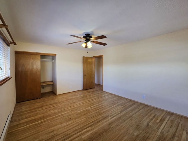 Building Photo - 512 Camino Solano
