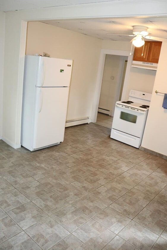 16 Ledge St Unit 16, Franklin, MA 02038 Apartments in Franklin, MA