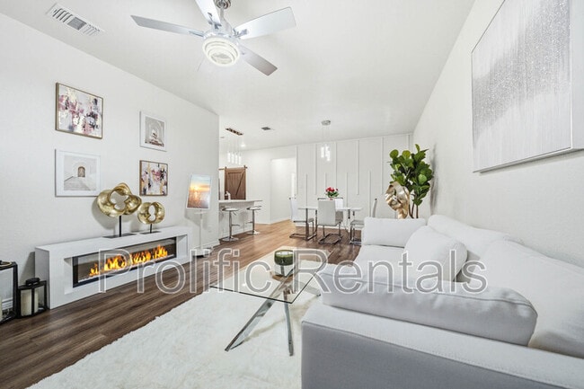 Building Photo - 5109 Rose Petal Ct