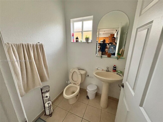 Foto del edificio - 19845 NW 78th Path