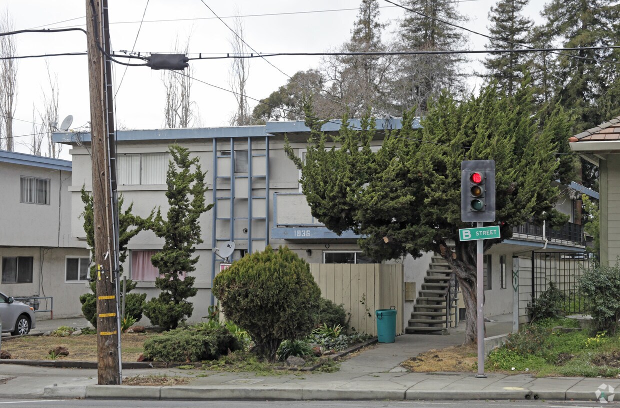 Foto principal - 1928-1936 B St