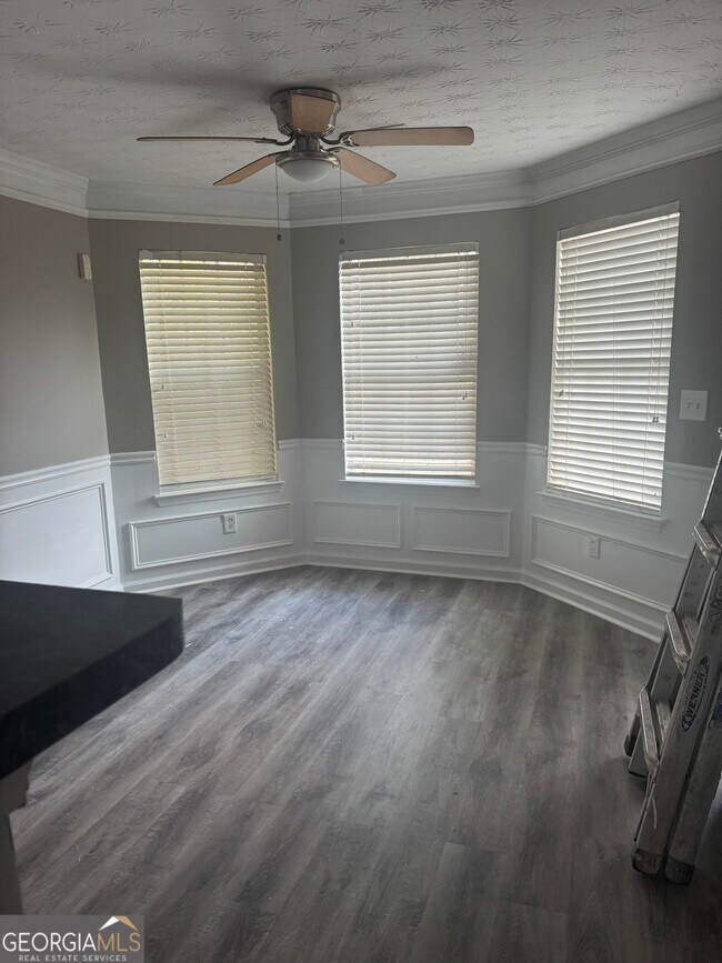 Foto del edificio - 2405 Wood Bend Ln