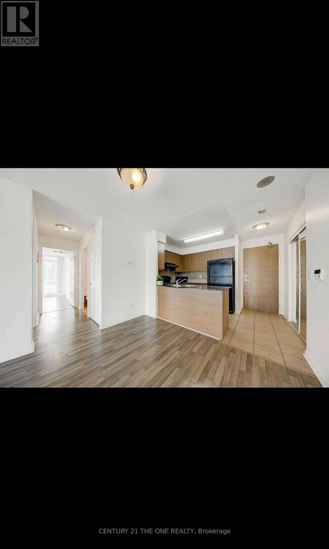 Photo du bâtiment - 5508-5508 Yonge St