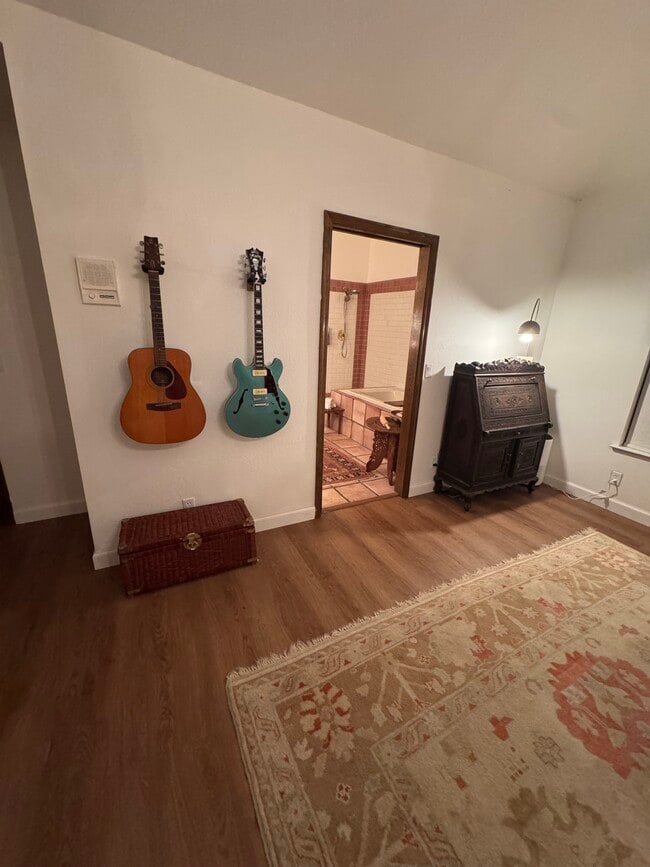 Foto del edificio - 4089 Sunset Ln