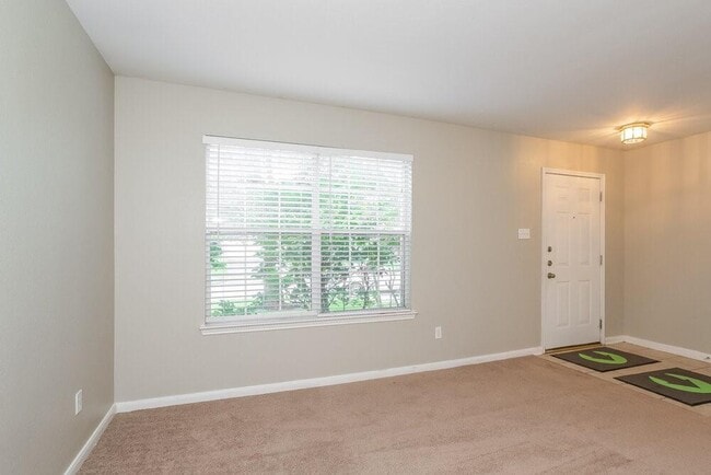 Building Photo - 9618 Eagle Eye Ln